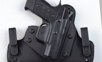 Alien Gear Holsters Cloak Tuck 2.0 IWB Holster Review Alien Gear Holsters Cloak Tuck 2.0