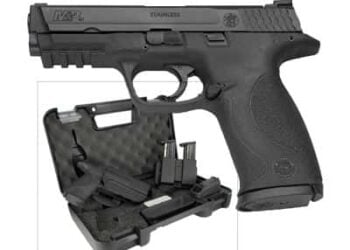 Smith & Wesson M&P40 pistol