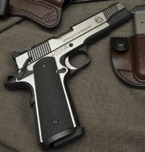 Springfield Loaded Black SS Target 1911 Springfield Loaded Black SS Target 1911