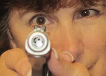 Aiming: Dominant Eye and Hand Decisions