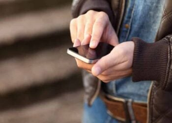 3 Reasons I’ve Never Sent a Text Message