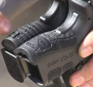 XDs (left) and XD Mod.2 (right) Grips