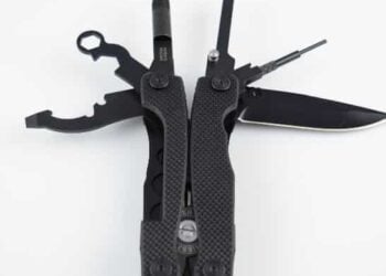 Multitasker Series 3 Multi Tool open