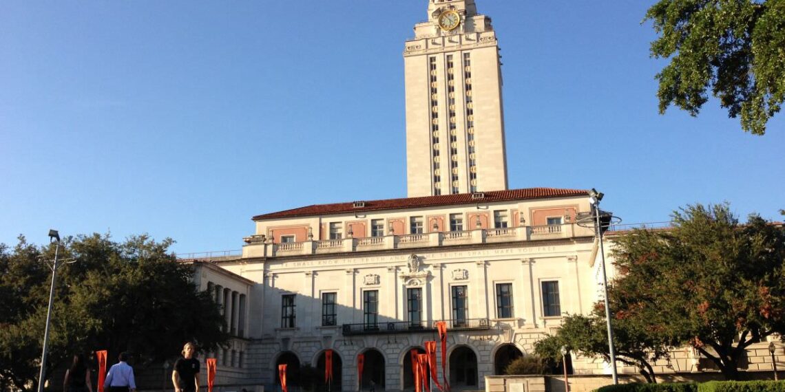 Texas Dean Steps Down After University of Texas-Austin Allows Campus Carry