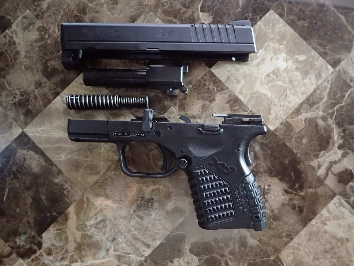 Springfield Armory XDs 3.3" .40 Field Stripped
