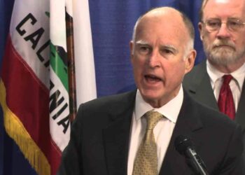 California Governor Signs Six New Gun Control Laws