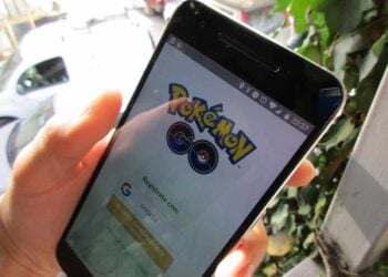 Concealed Carrier Playing Pokémon Go Shoots Back