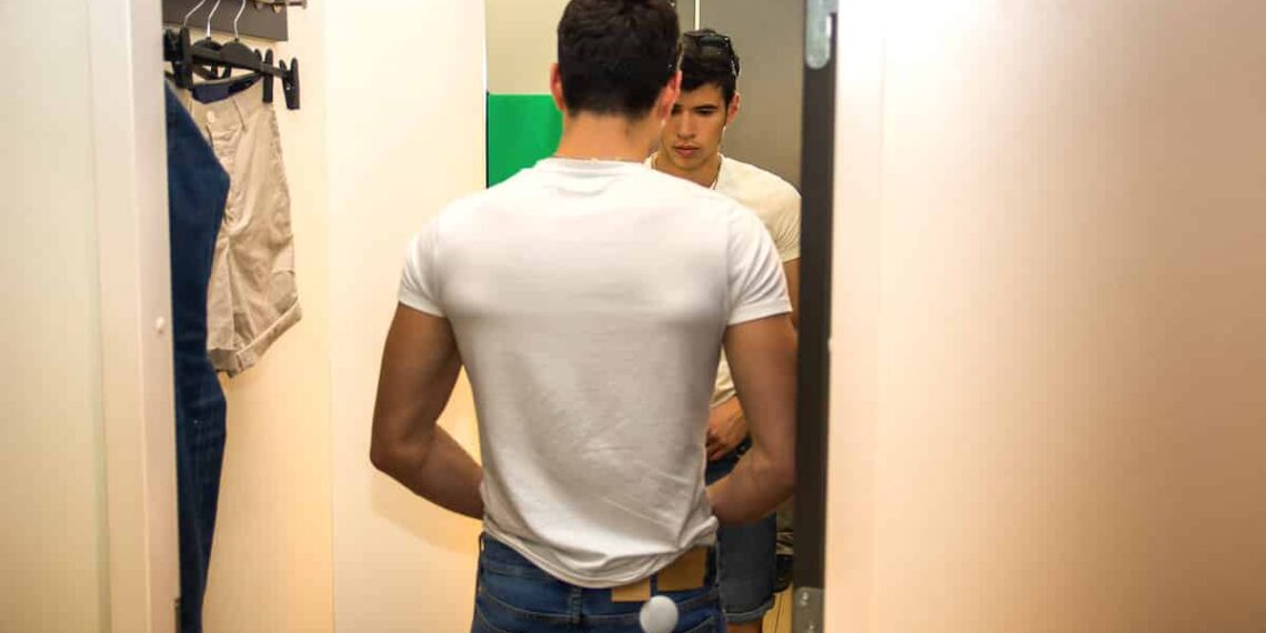 How To Deal With Carrying Concealed In The Dressing Room