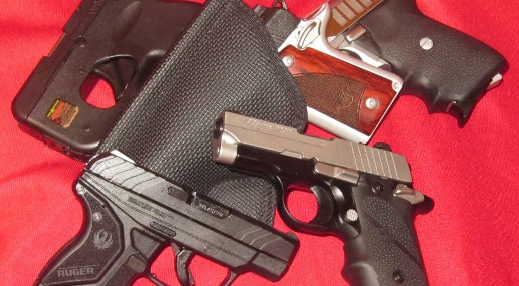 Top 14 .380 Pistols for Carry [2017 Edition]