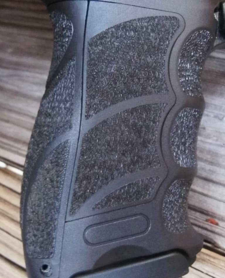 HK P30 LEM Version 1 Textured Grip with Interchangeable Backstraps and Side Panels