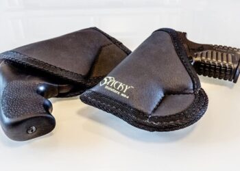 No Clip Holsters: Useful or Liability?