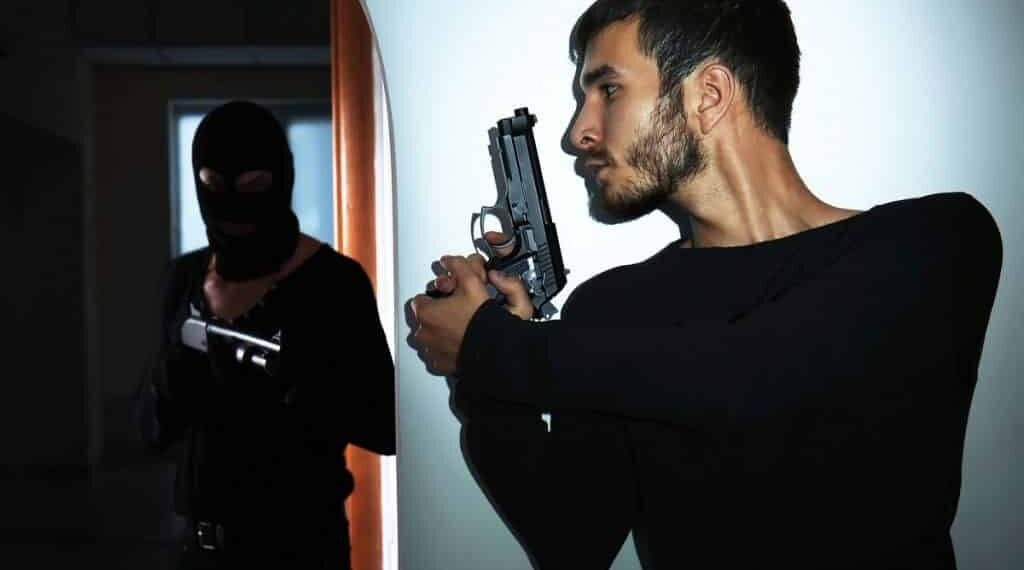 Never Give Warnings Or Fire Warning Shots: Just Shoot The Threat