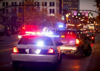 6 Times You Need To Let Others Know You're Carrying Concealed