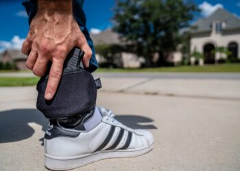 3 Arguments For and Against Carrying A Backup Gun For EDC