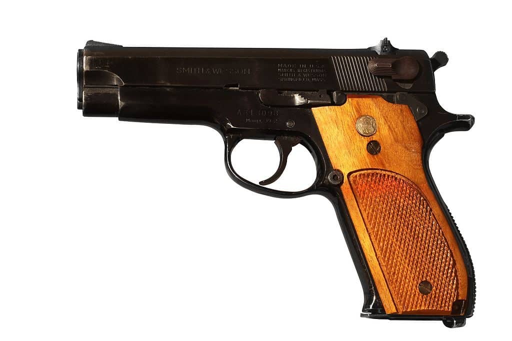 S&W Model 39