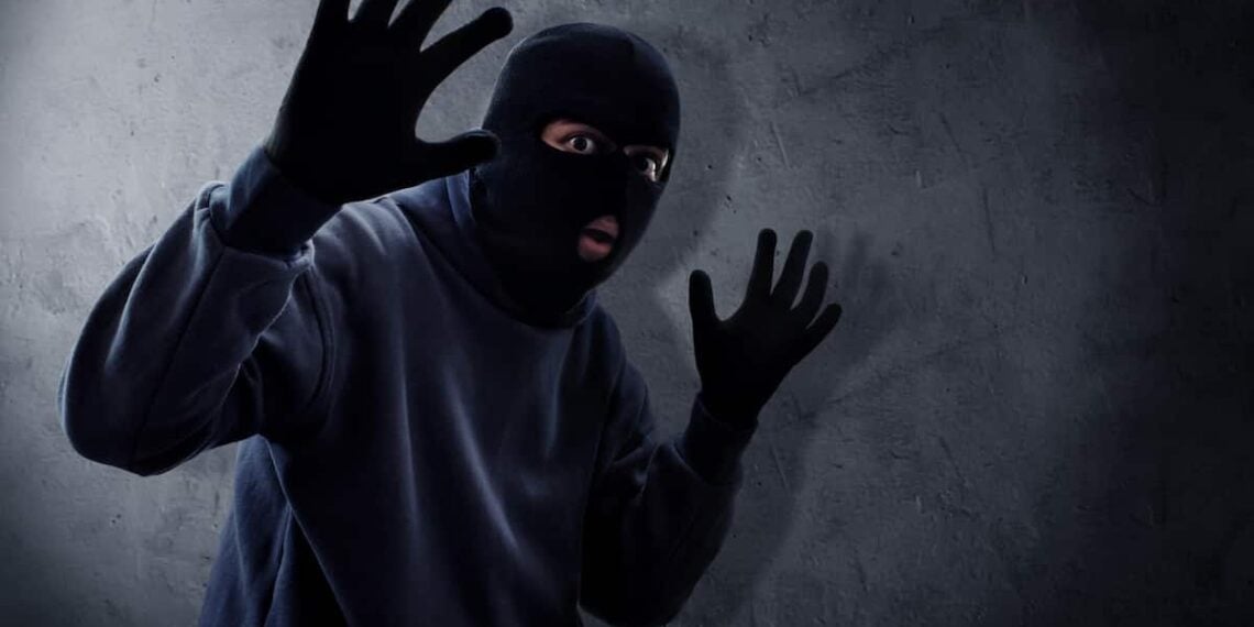 Burglar Shot Dead by Homeowner in White Center, WA