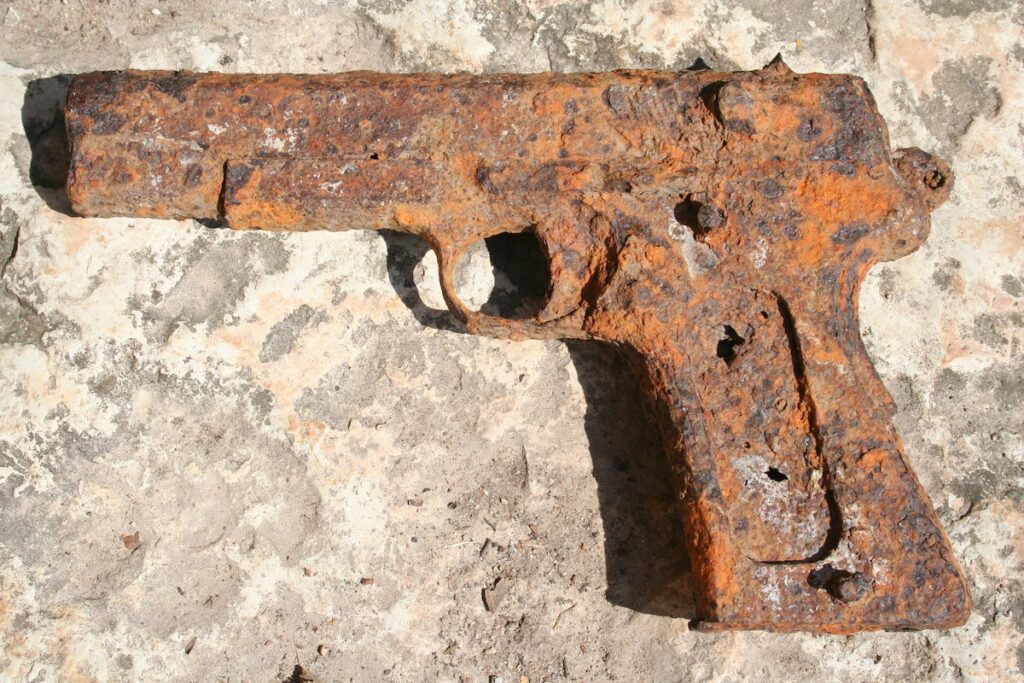 Dealing with Rust and Maintaining a Concealed Carry Gun USA Carry