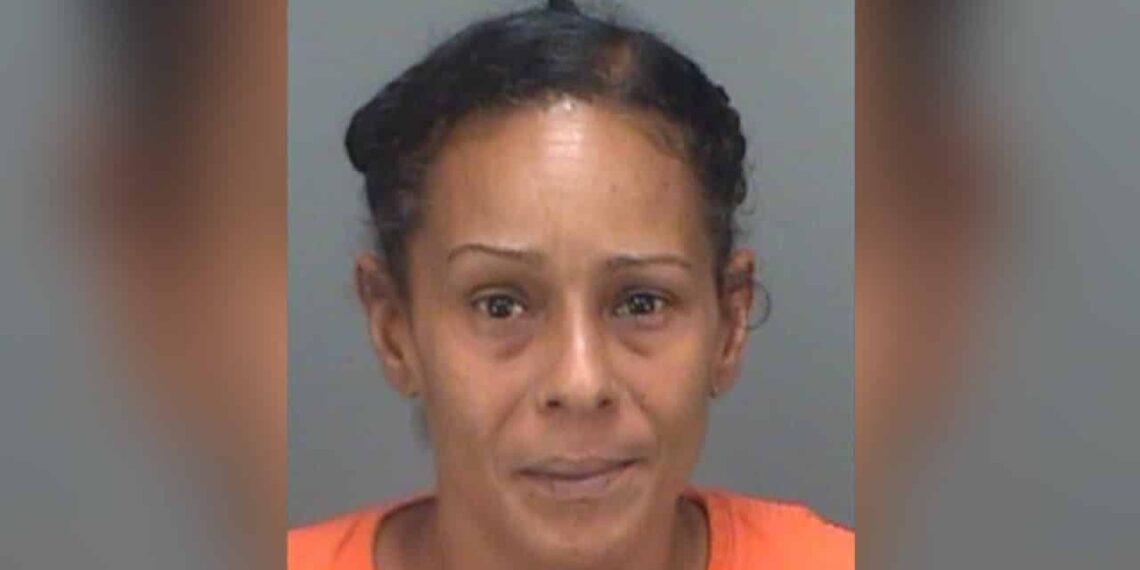 Florida Teacher with CCW Arrested for Bringing Glock and Knives to School