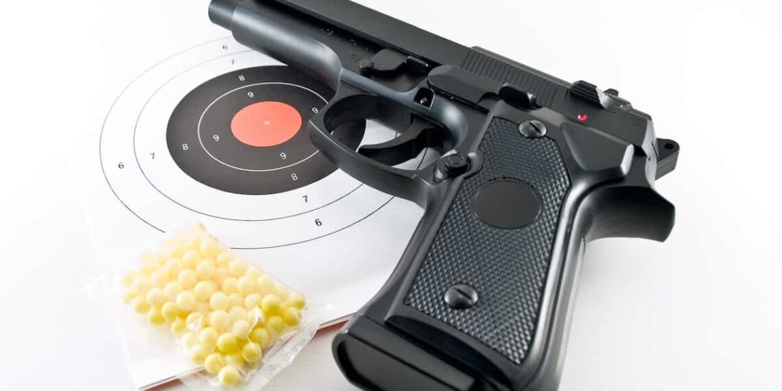 Man w/ Pellet Gun Unsuccessfully Robs Two Concealed Carriers