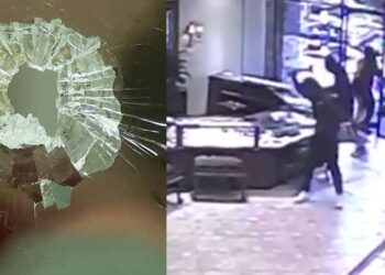 [VIDEO] Thieves Scatter As Jewelry Store Owner Shoots Through One-Way Mirror