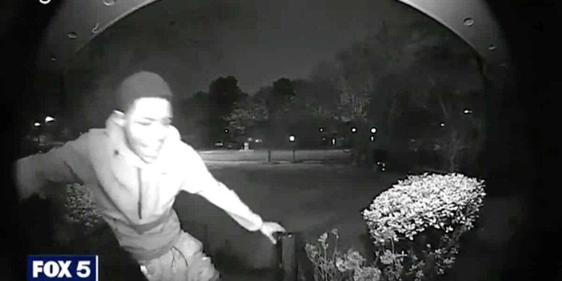 17-Year-Old Fires on Armed Intruders – Kills One, Wounding Another