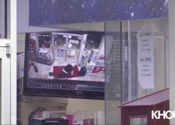 [VIDEO] Houston Store Clerk Defends Himself Against A Pair Of Late Night Robbers