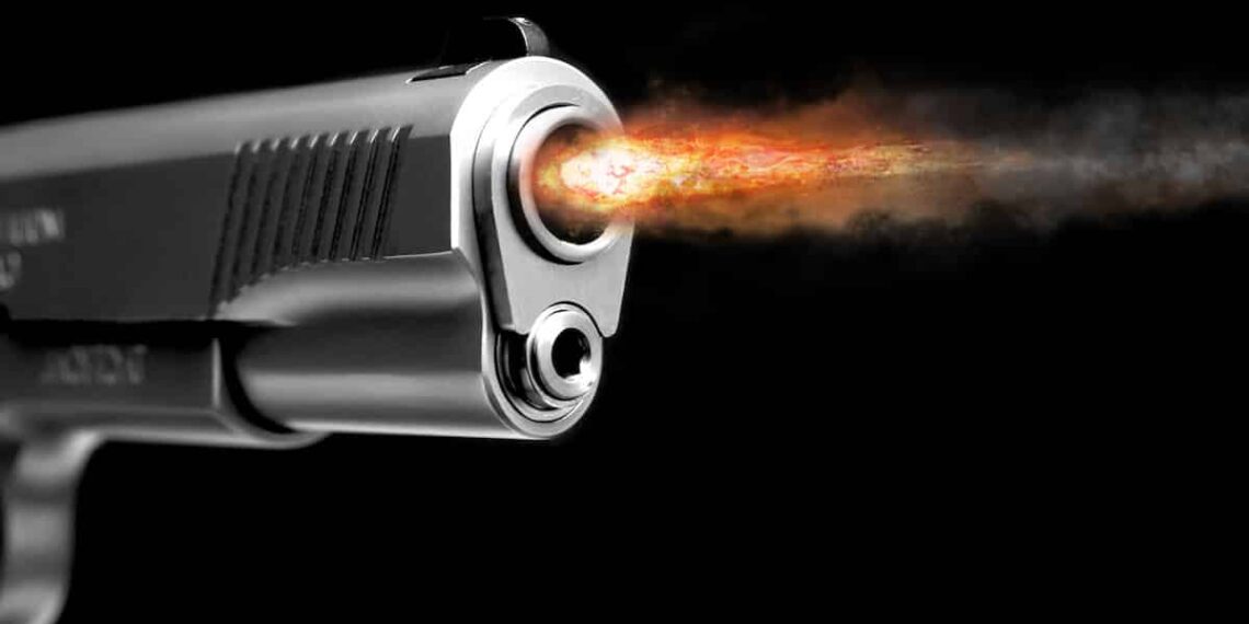 Armed Citizen Draws from the Drop; Shoots Robber in the Knee
