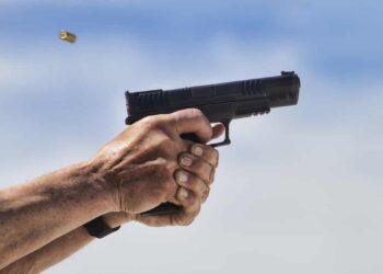 Good Samaritan Shoots Man Attacking Woman, Saves Her Life