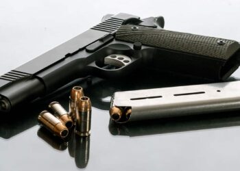 6 Reasons The 1911 Is The Worst Carry Gun Ever