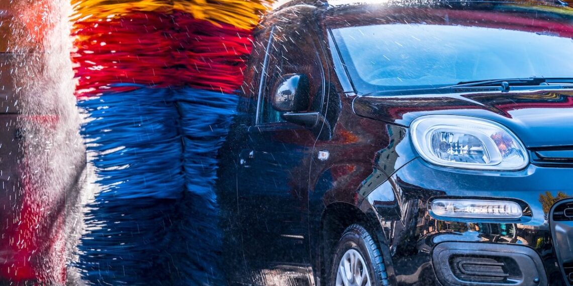 Robbery Attempt At Car Wash Leaves One Suspect Dead