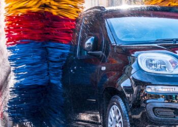 Robbery Attempt At Car Wash Leaves One Suspect Dead