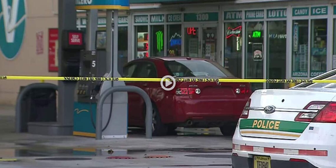 23-Year-Old Woman w/ CCW Shoots Robbery Suspect Multiple Times