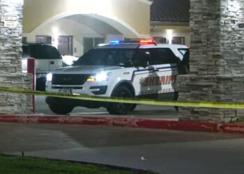 Man Confronts and Shoots Car Thief Outside of Texas Motel