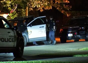 Texas Couple Followed Home; Robbed in Their Garage; Man Shot in the Face