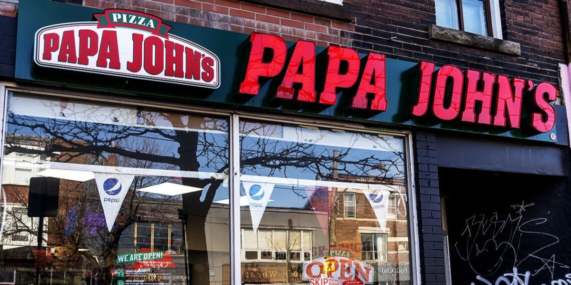 Concealed Carrier Stops 2 Armed Robbers at Papa John's; Killing One
