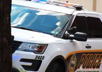 Ex-boyfriend Gets Shot in Leg Trying to Break Into Apartment