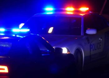 Man Getting Beaten by Five Draws, Shoots One Ending Assault