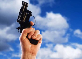 Woman Fires Warning Shot and at Fleeing Burglar; Hitting Him in Hand