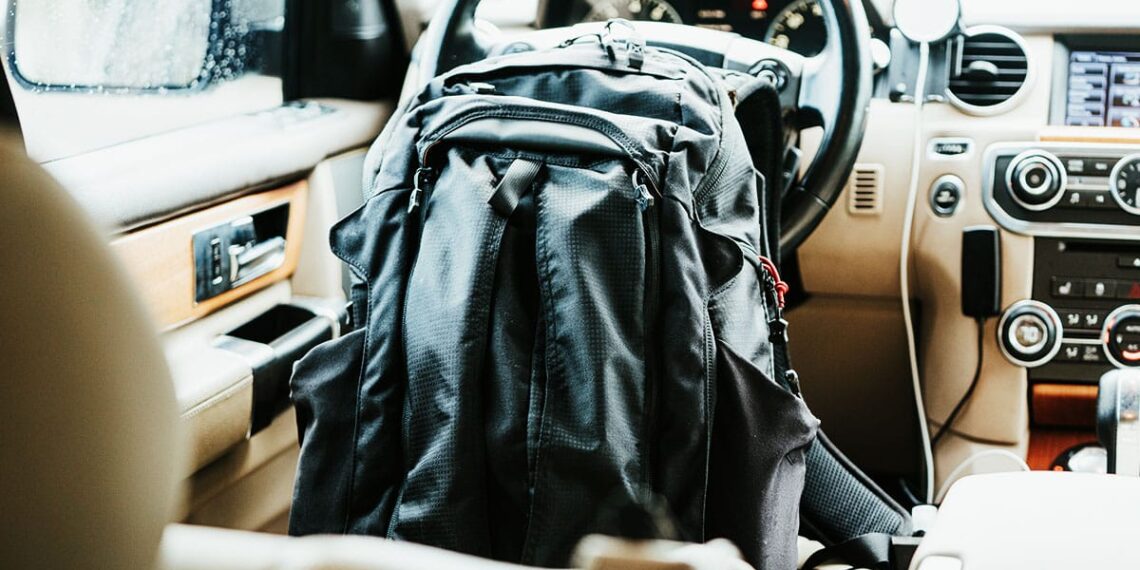 6 Essentials To Have In A Get Home Bag