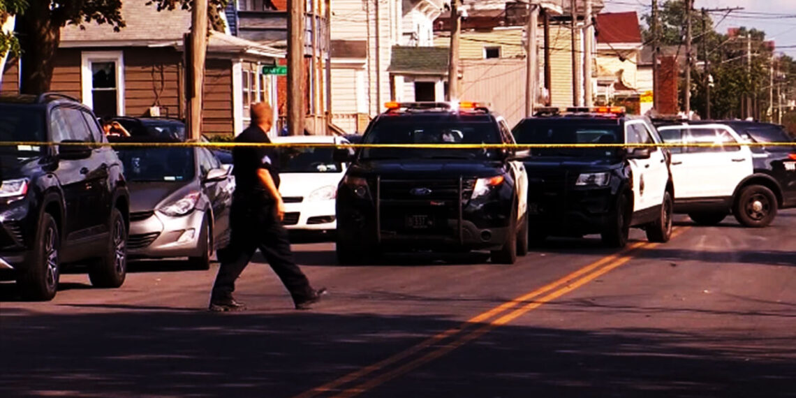 New York Concealed Carrier Stops Man Firing Upon Crowd