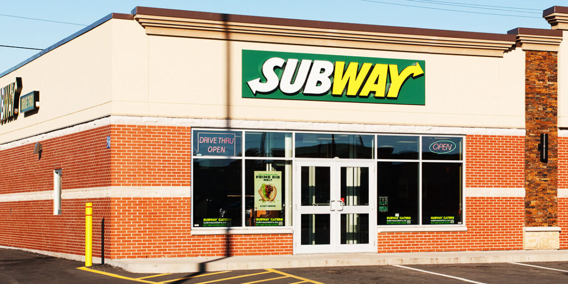 Robbery Suspect Shot, Killed By Armed Subway Employee