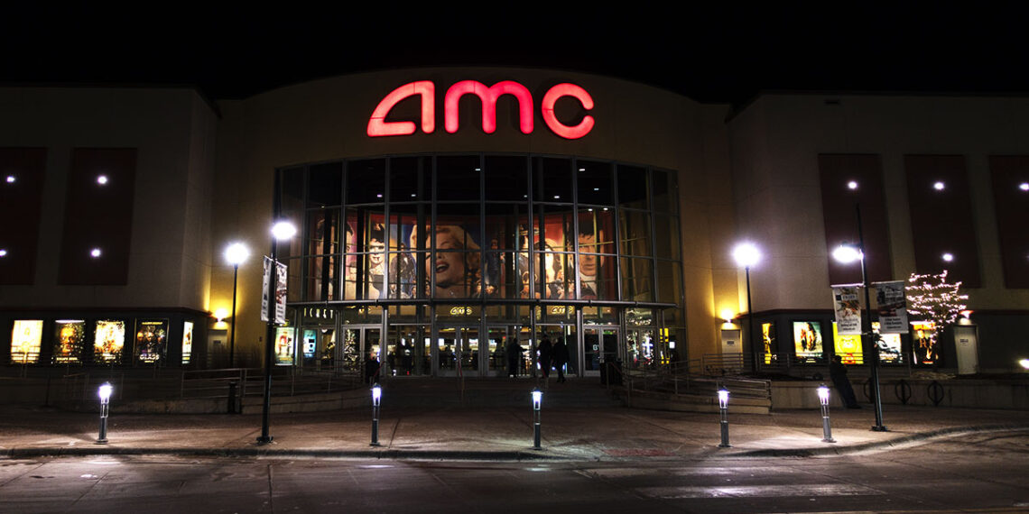 Armed Citizen Draws On Drawn Gun; Kills Suspect Outside Movie Theatre