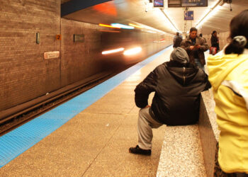 Chicago Man Fires at Subway Wall During Rush Hour
