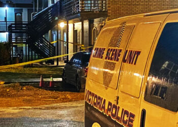Injured Resident Shoots at Home Invaders Killing One