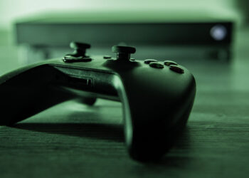 Woman Shoots Man Attempting to Rob Her While Selling an Xbox