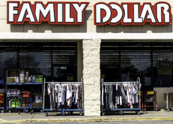 Dollar Store Thief Gets Shot By Employee Then Bitten By K-9 Trying to Escape Arrest