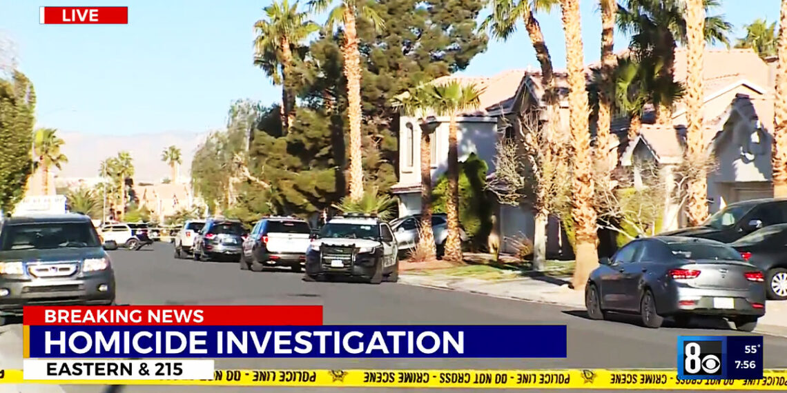 Woman Shoots Ex That Broke In and Put Gun to Boyfriend's Head