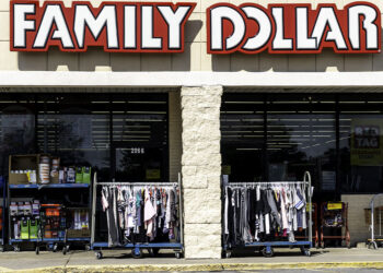 Intoxicated Concealed Carrier Shoots a Man Outside Family Dollar