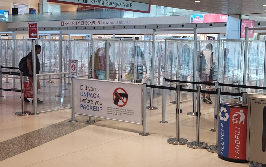 Dallas TSA Signs