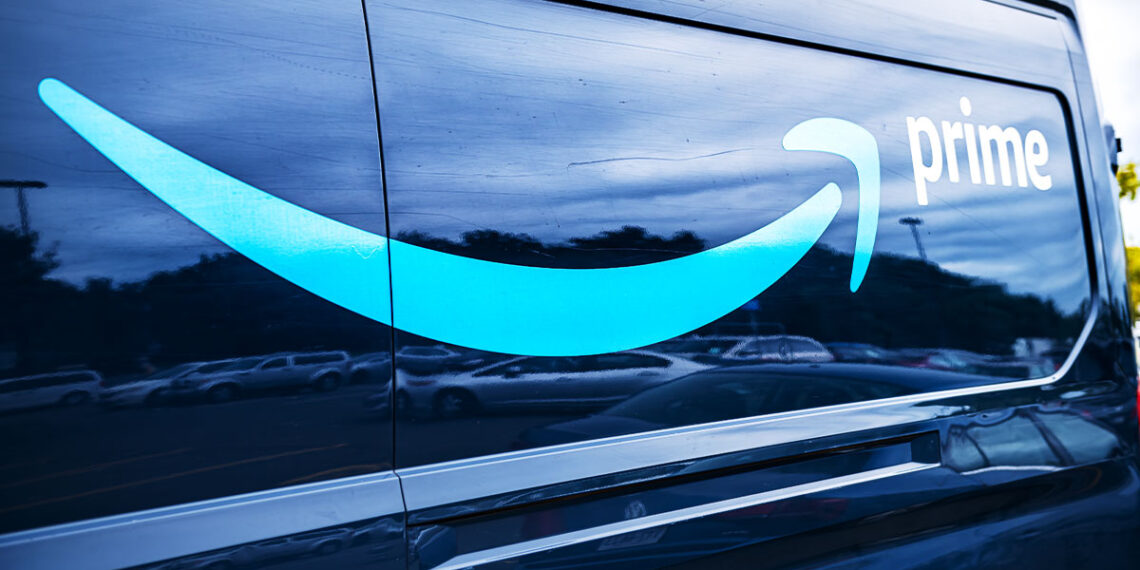 Amazon Driver 'Deactivated' After Shooting Man w/ Knife in Self-Defense